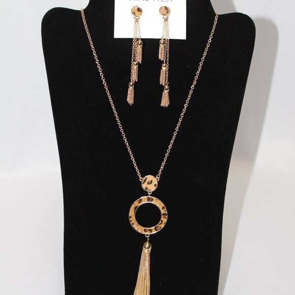 Nine West Jewelry - Nine West Golden Necklace & Earrings Leopard Print